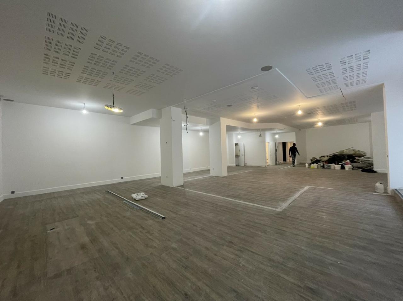 Bureau Paris 588m² Location bureau Paris OLBUR2206644 4